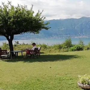 Christina's Torri Del Benaco